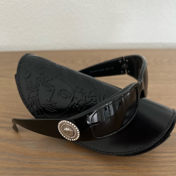 Versace Black Sunglasses with Silver Medusa Emblem - Picture 1 of 7